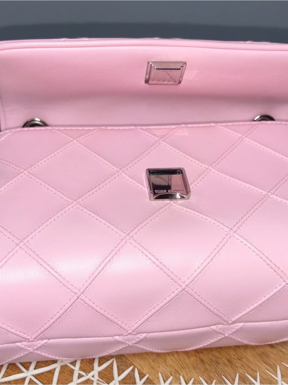 Tory Burch tory burch
